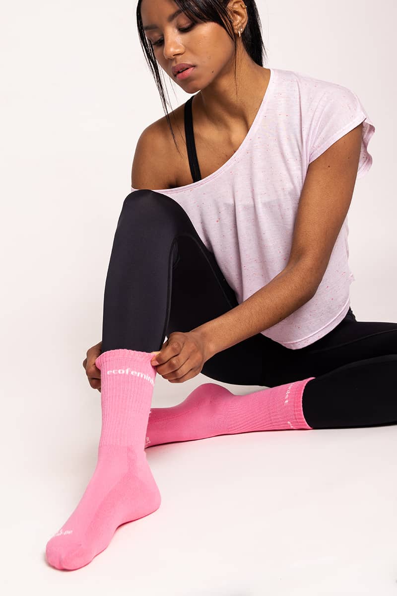 Calcetines deportivos orgánicos Ecofeminist rosa
